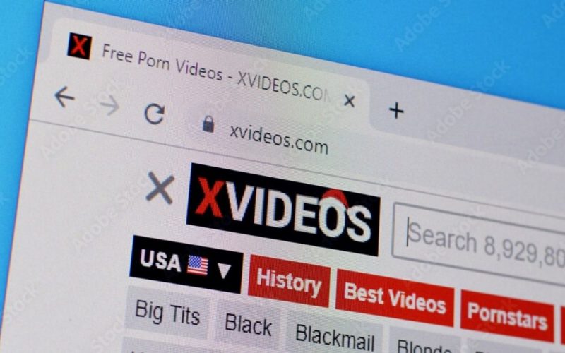 Xxx Video Big Boobs Blackmail - XVideos, the Porn Empire Next Door - Part I : Prague Morning