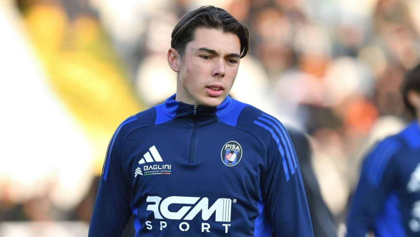 Son of Legendary Italian goalkeeper Buffon called up to Czech Republic U18s squad