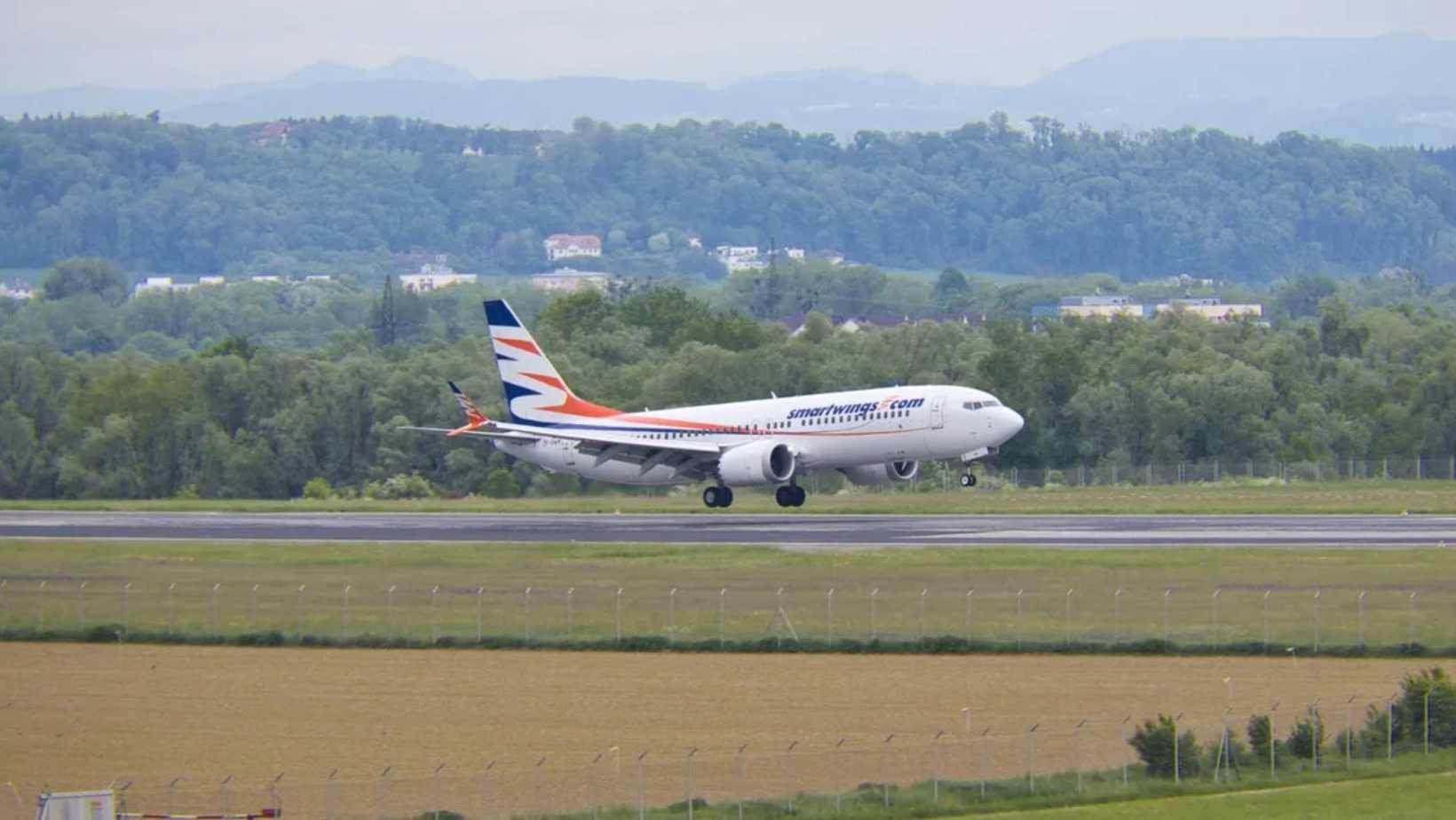 Passenger Dies on Flight After Landing at Prague Airport