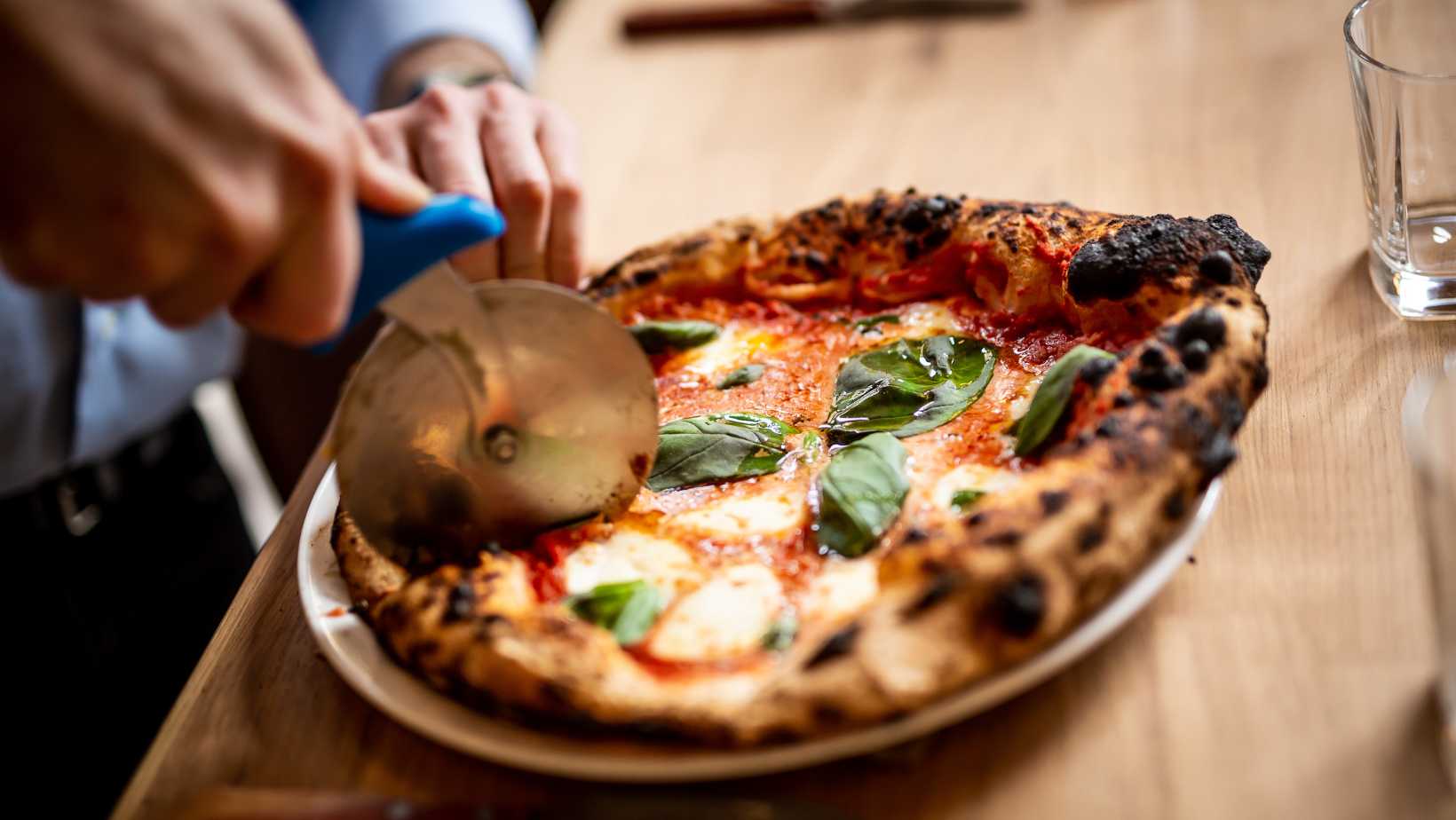 New Foodora Index Reveals Where a Pizza Costs the Most in Czechia