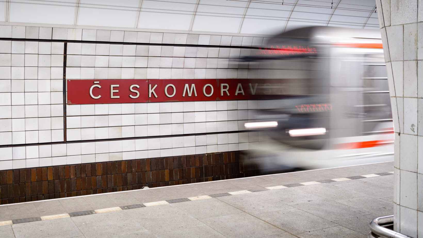 Trạm Metro Českomoravská sẽ mở cửa trở lại vào ngày 20 tháng 3