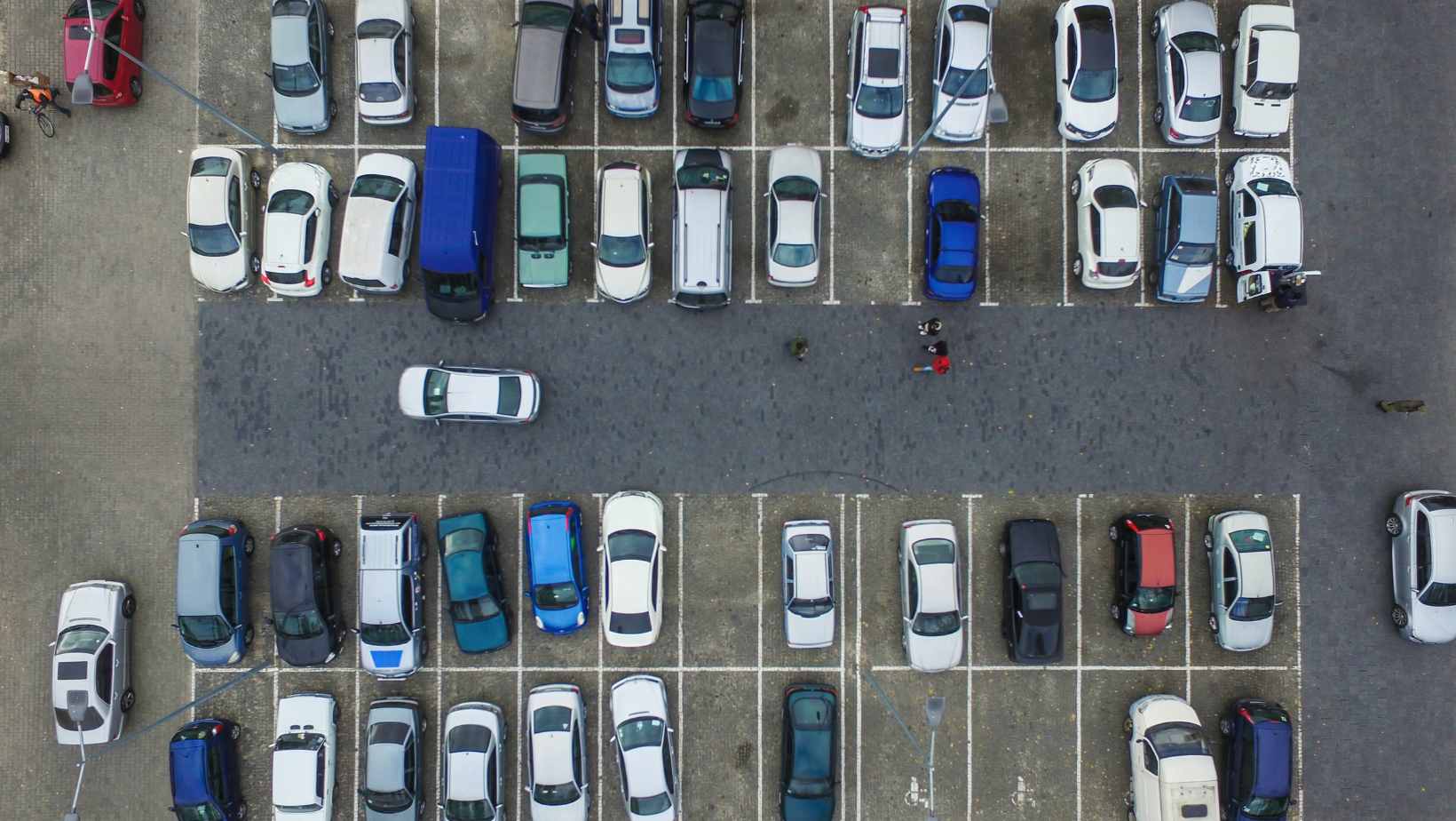 For Prague Commuters, Parking Is Becoming Part of the Stress