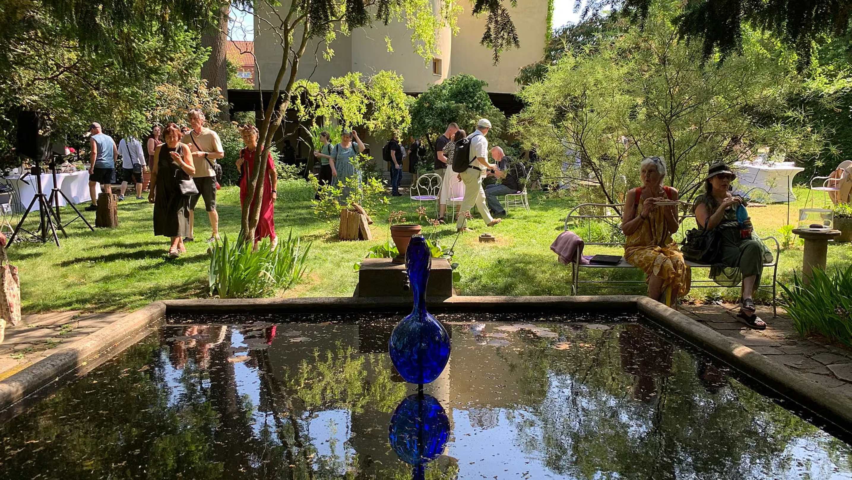 Historic Prague Villa Garden Is Now Open to the Public. Entry Is Free