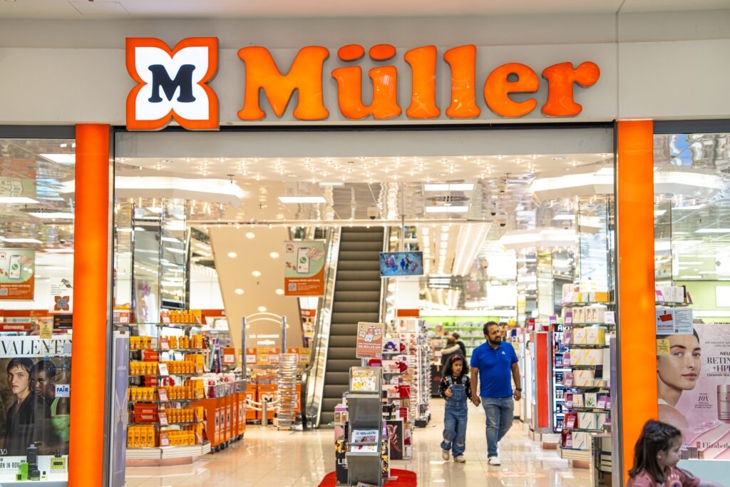From Müller to Krispy Kreme, Global Chains Are Coming to Czechia