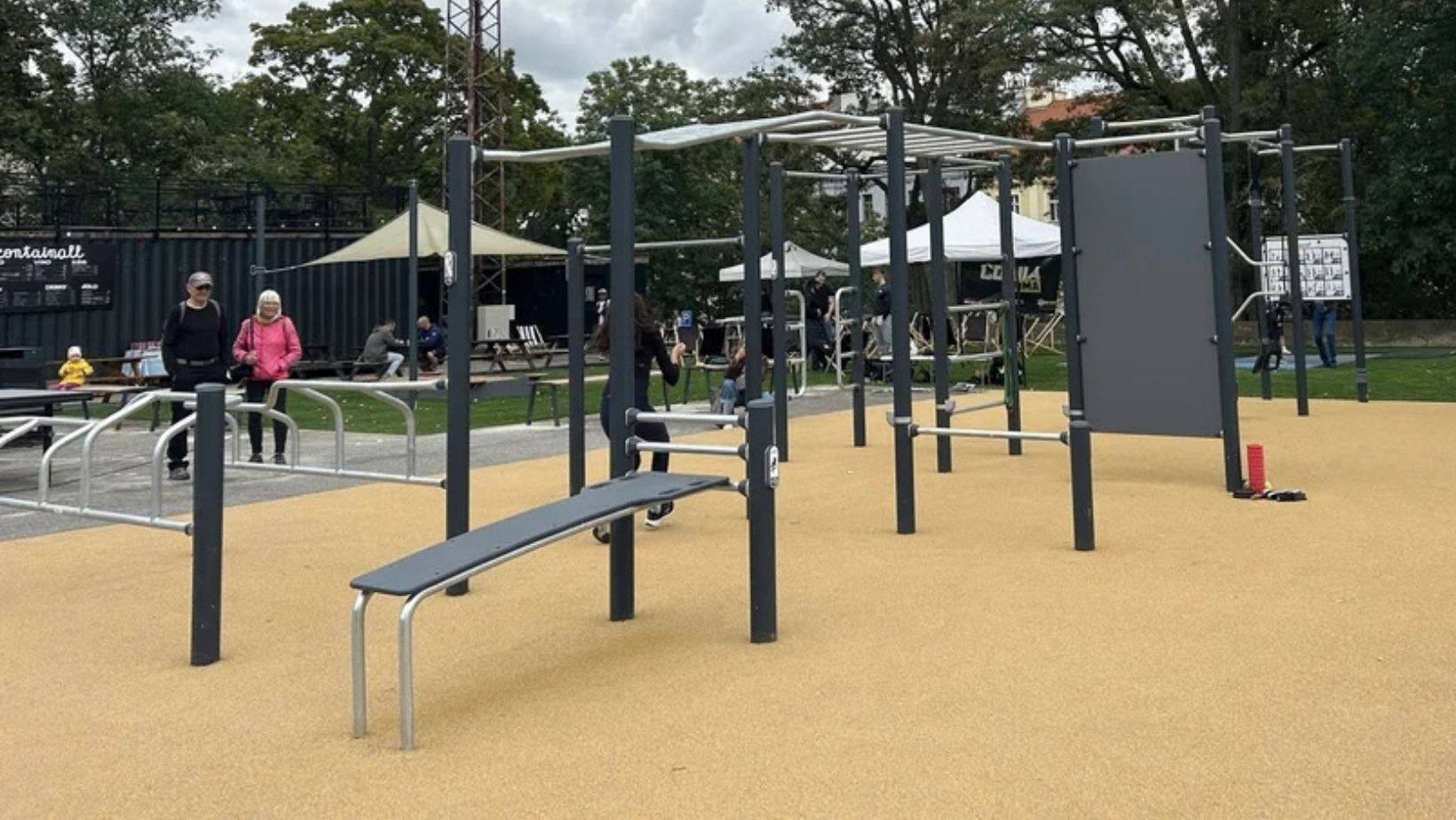 Exercise Machine Complex Prague 2 Opens New Sports Complex in Riegrovy Sady