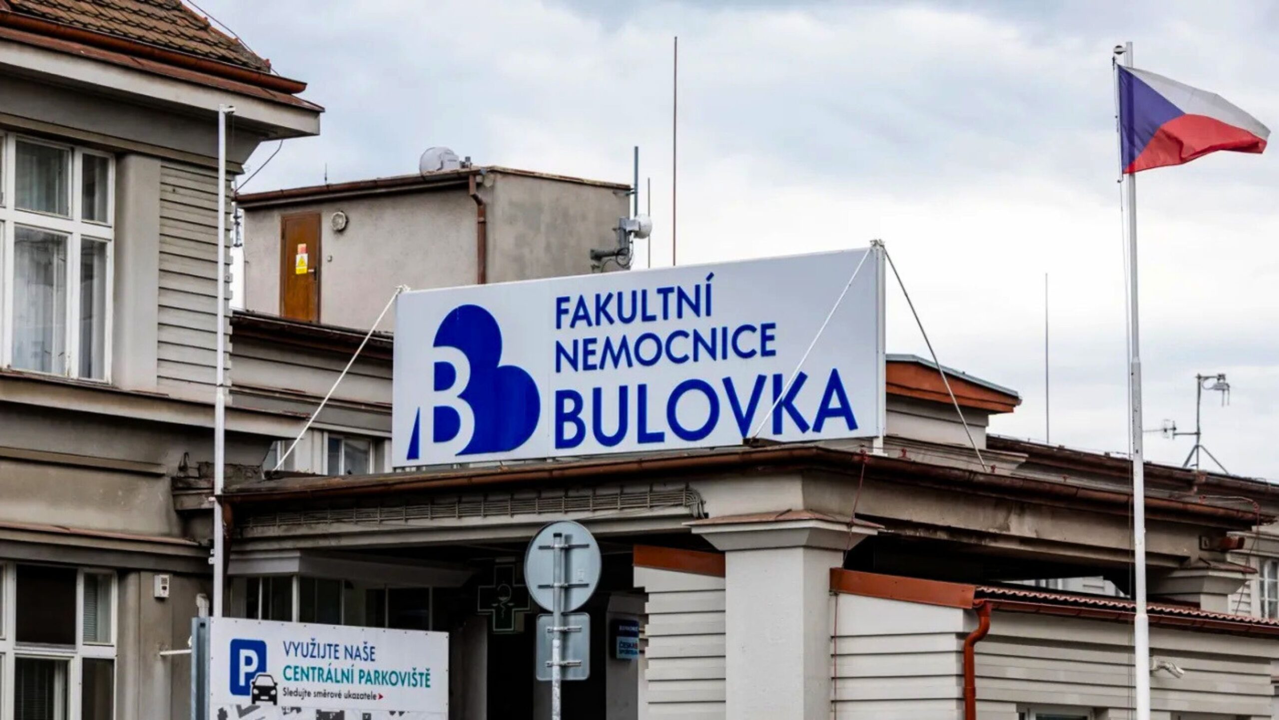 Fire During C-Section at Bulovka Hospital Leaves Woman Seriously Burned